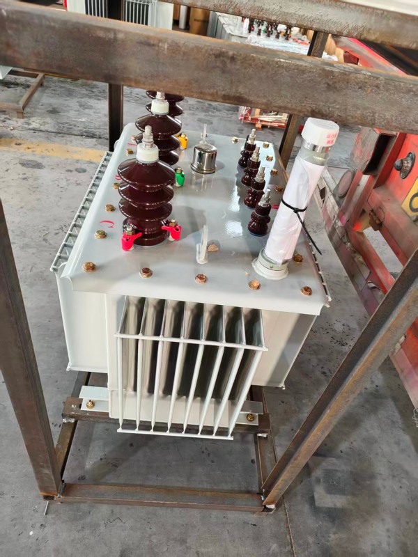 S13‑1000kVA <a href='https://linjiang.xdbyq.cn/youjinshi/' target='_blank' title='临江油浸式变压器'><strong>临江油浸式变压器</strong></a> 大型厂区 S13 临江临江临江油浸式变压器 S13‑1000kVA 临江临江临江油浸式变压器 大型厂区 S13 临江临江临江油浸式变压器